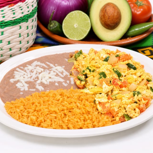 Huevos a La Mexicana.